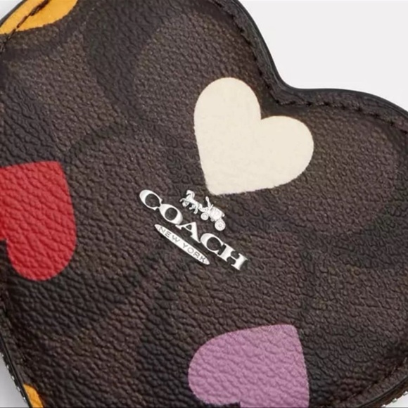 LAST ONE! COACH Ltd Edition Heart Bag Charm | Signature Canvas | Heart Print NWT - Picture 9 of 9